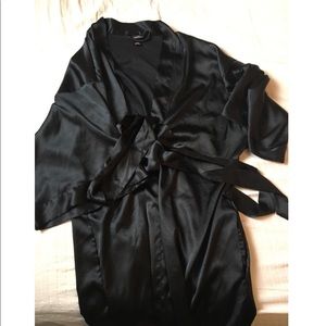Victoria’s Secret L/XL Robe